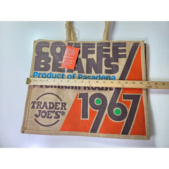 TRADER JOE'S Coffee Beans 1967 Burlap Tote Bag Pasadena NEW Premium Roast NWT - Picture 4 of 5